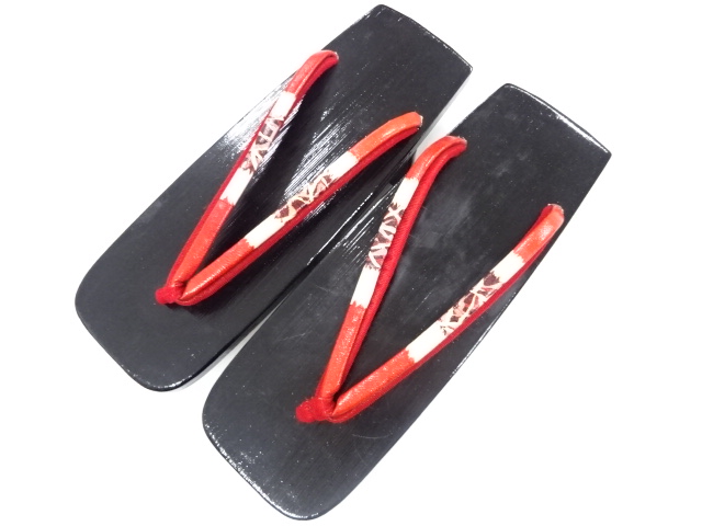 JAPANESE PAULOWNIA GETA (23 cm) / LACQUERED